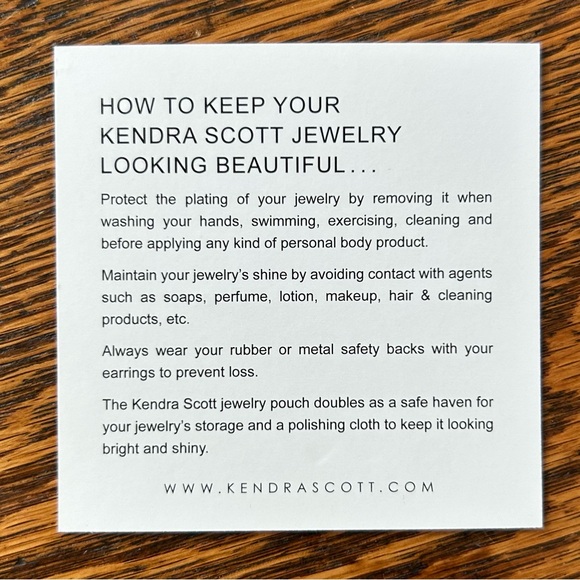 Kendra Scott Threaded Lee Drop Earrings Gold/Mint Magnesite - Picture 6 of 6